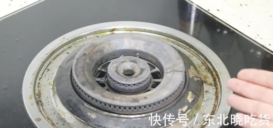 牙刷|今天才知道,白醋倒在燃气灶上,解决家家户户大烦恼,太实用了