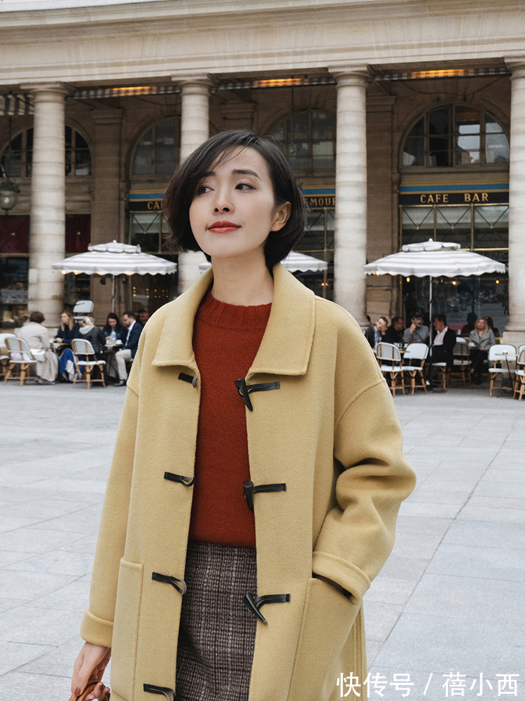 小姐姐 奔三奔四的女人,建议多穿“大衣”,时髦的搭配公式,帮你选好了