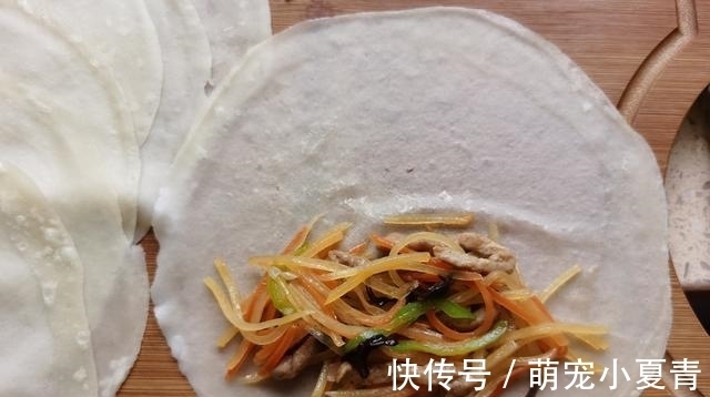筋道|教你在家做春卷，皮薄如纸，柔软有筋道，卷啥都很好吃！
