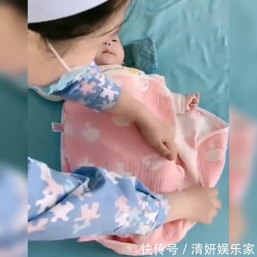 被子|防止娃踢被子的小妙招,组图告诉你,真的“屡试不爽”,快学起来