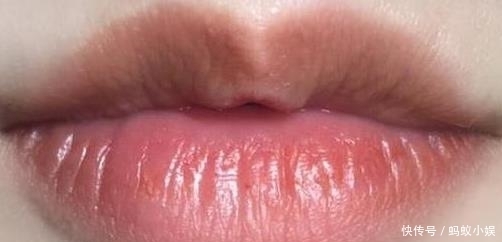 经常涂跟从来不涂口红的人,10年后有什么不同?只想说差别好大!