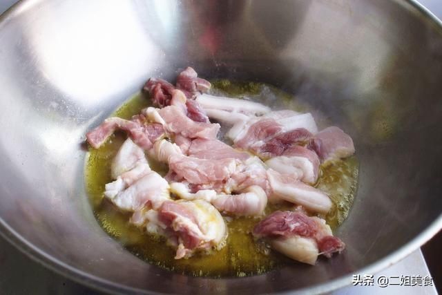 做羊汤|猪肉不花椒,羊肉不八角到底是什么意思?大厨:其实还少说了一句