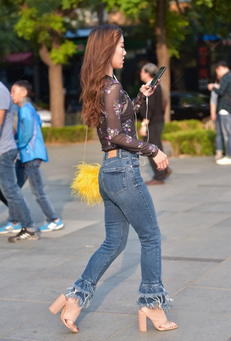 穿搭|叠穿是使用率最高的穿衣技巧,可以将单调转化为时尚耐看