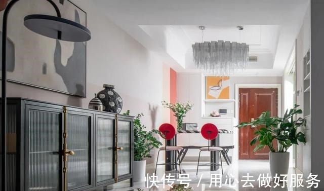 色彩|色彩缤纷的独居之宅,90后女孩的120㎡果然够个性!