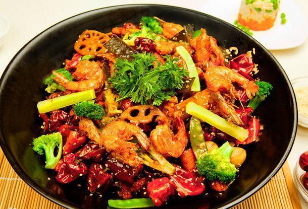 迷人的水煮下饭菜,瞬间打开你的味蕾!下班后和家人一起分享吧!