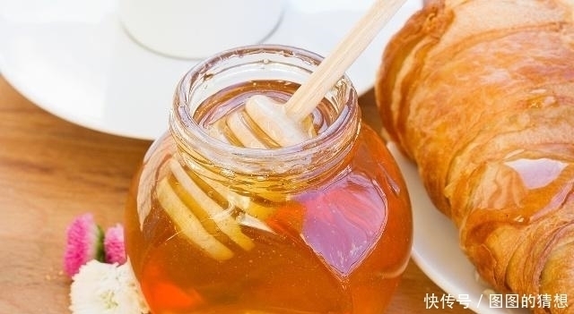 子宫“喜欢”3种食物,女人若每天吃,“子宫肌瘤”会躲着走