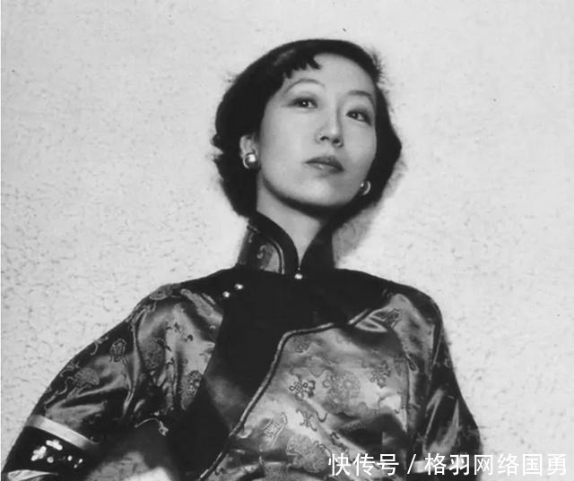 张爱玲为何离港流浪美国?后来知情者爆料:活得“像只狗”