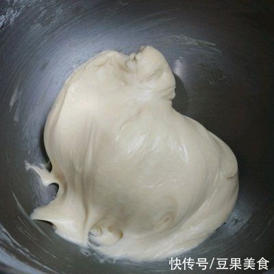 简单易做雪花肉桂面包！全家人都爱