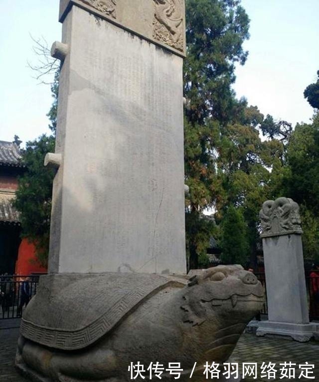 古代好多庙里的老龟驮石碑是什么意思?