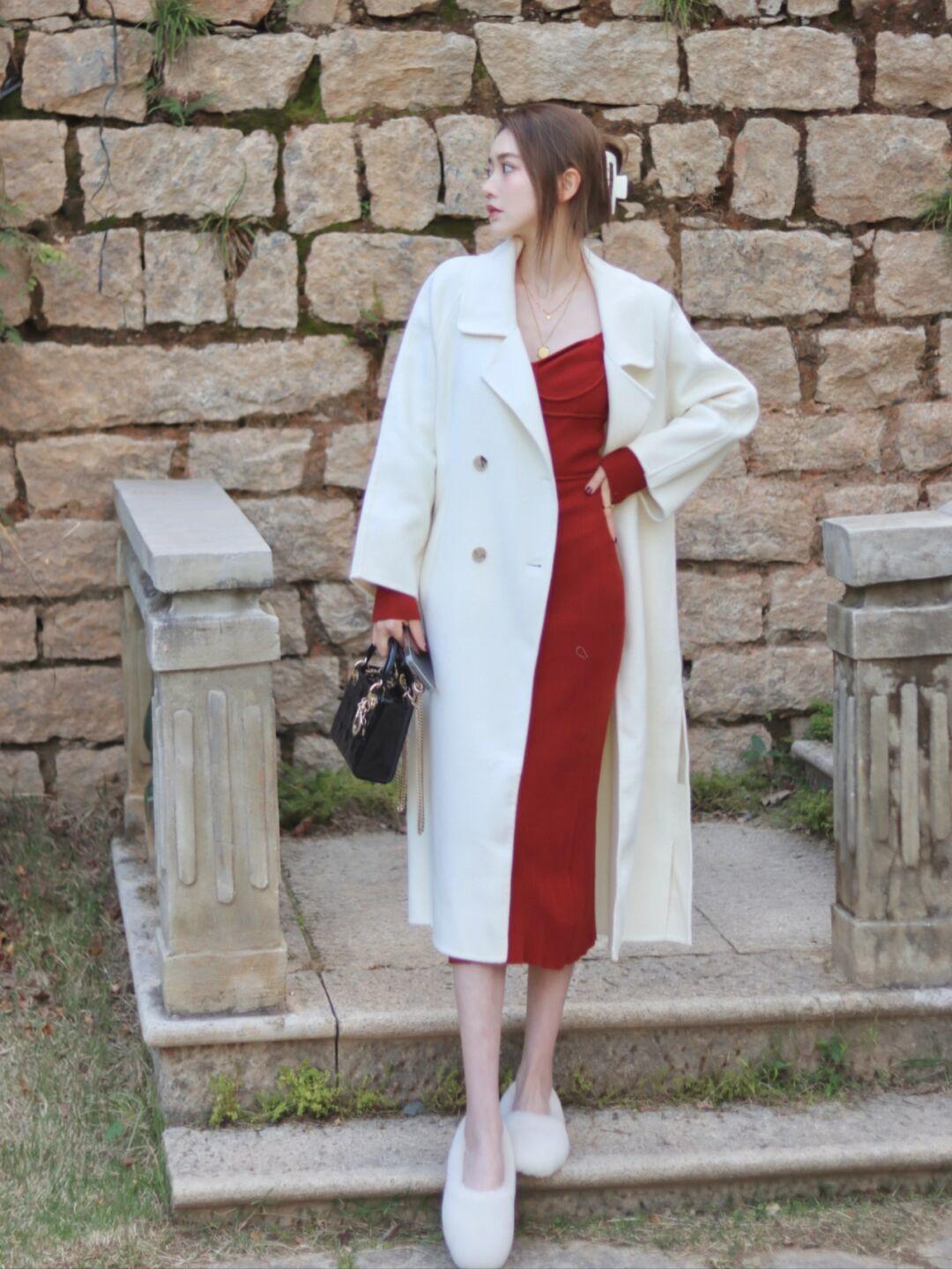 博主|普通人也能将大衣穿的很温柔,借鉴4个造型,轻松演绎高级感