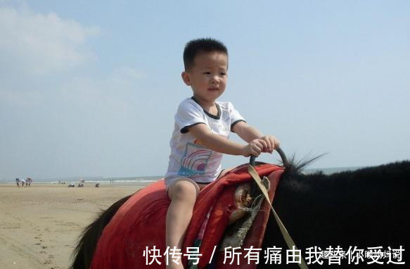 小静|哥哥上幼儿园全托寄宿,弟弟上非寄宿,兄弟俩的差别戳痛妈妈的心