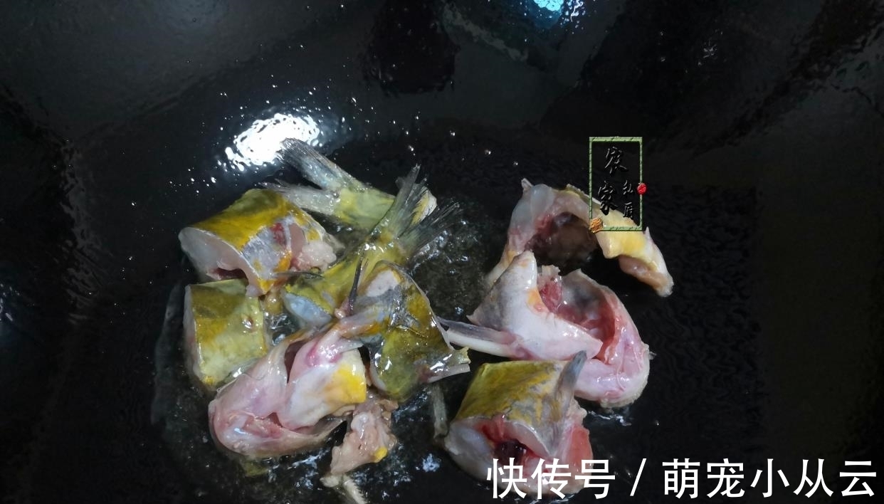 家里有孩子的这菜要多吃,富含卵磷脂营养好,砂锅一焖就上桌真香