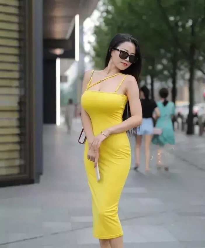 环肥|珠圆玉润倾世颜,环肥燕瘦为那般,彰显女性成熟之美的褶皱裙穿搭