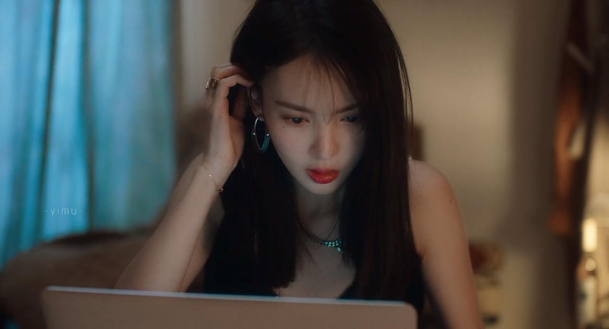 大佬|爽文推荐：我养大了病弱反派大佬&穿成偏执大佬的心头肉