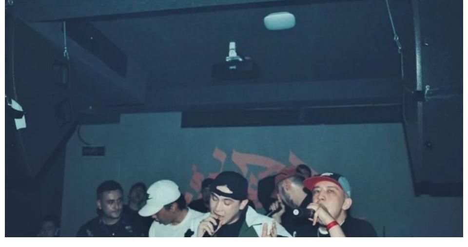 导师|依加获得8转被好声音导师疯抢，小伙子帅气有才华，女友也漂亮？