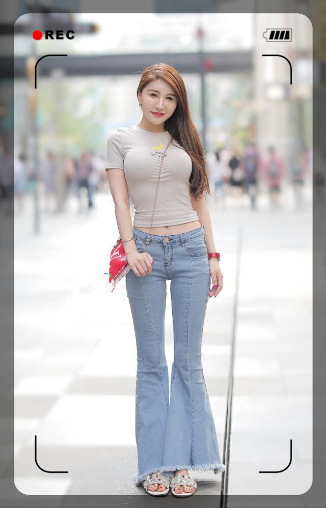 身材微胖,不想穿裙子怎么办大街上的微胖女生