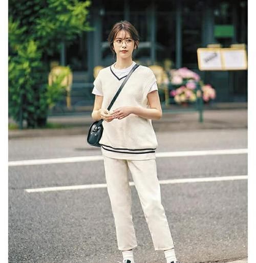 有被日系“极简风”惊艳到，“浅色配”简单又高级，这也太美了吧