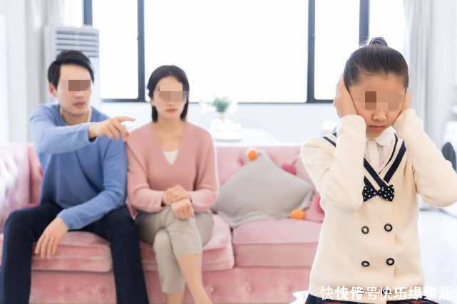 家长|“新型家庭暴力”出现,不打不骂却更伤孩子,很多家长还不自知