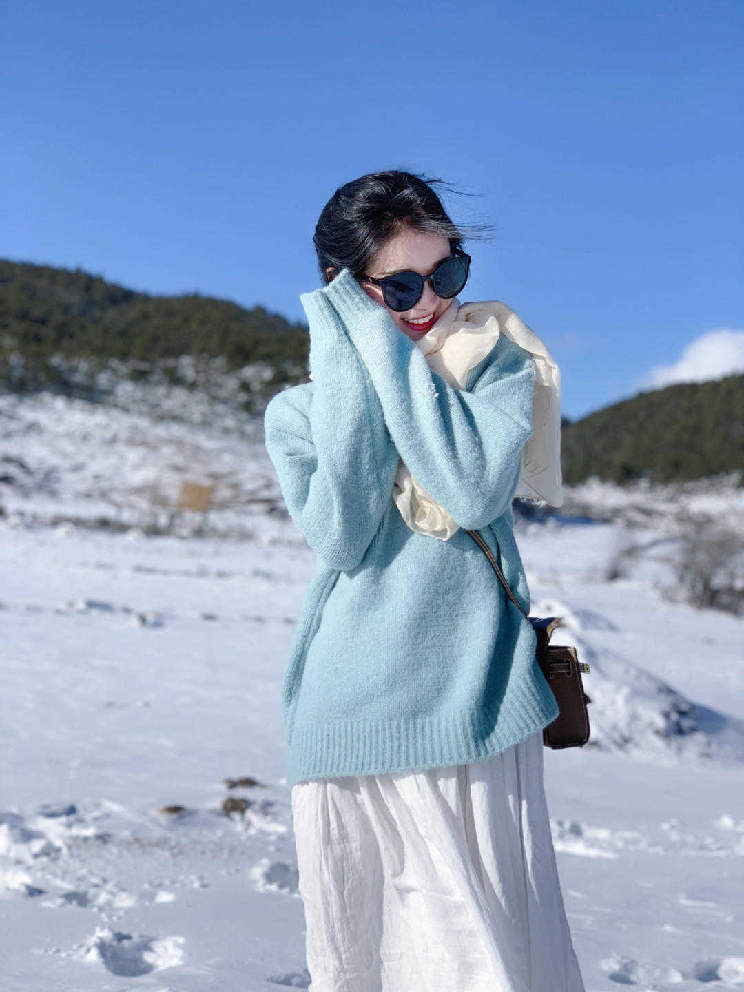 马甲|简约又保暖的秋季穿搭，毛衣搭配半身裙清新温柔，减龄又时髦