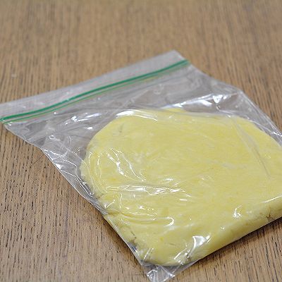 全脂奶粉|奶黄流心月饼