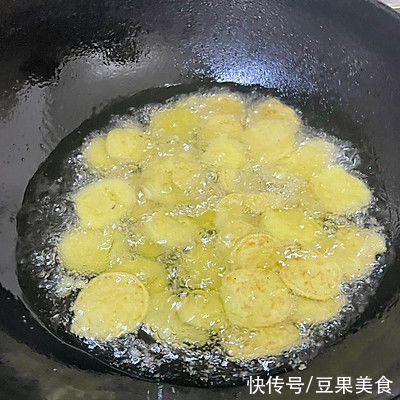 菠菜|今晚花10分钟做好菠菜炒豆饼，明天便当就吃它