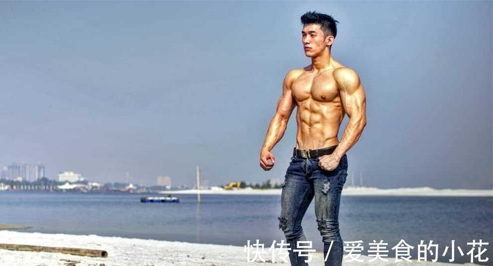 健身房|性感男神：肌肉型男强势来袭，精心雕琢的人鱼线尤其迷人！