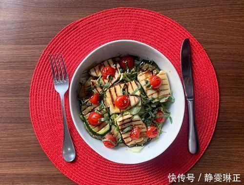 靠不吃晚饭控血糖？牢记4个技巧，或可吃得饱、不升糖