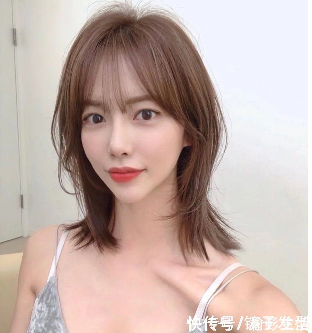 新年 新年发型别再乱剪了,这才是当下最火的发型,无论长短都很心动