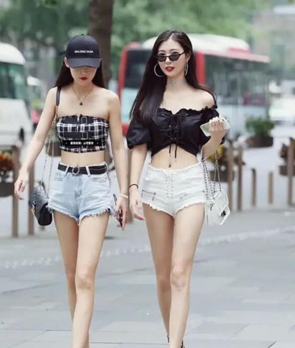 搭配|时尚美女的靓装搭配,清爽自然放飞自我,青春活力十足