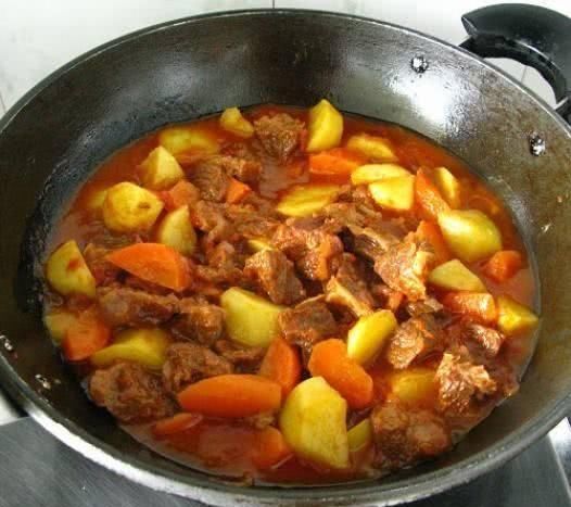 秘方|老妈炖“牛肉”的秘方:就是多加了一点“它”,牛肉快速炖烂