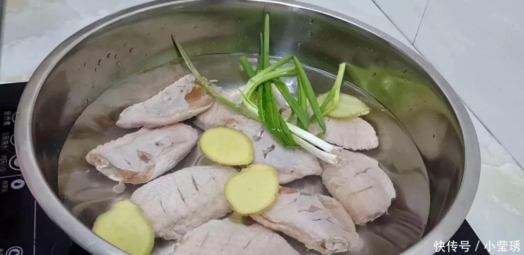 10个鸡翅, 1瓶可乐, 教你在家自制可乐鸡翅, 好吃到满嘴都是油