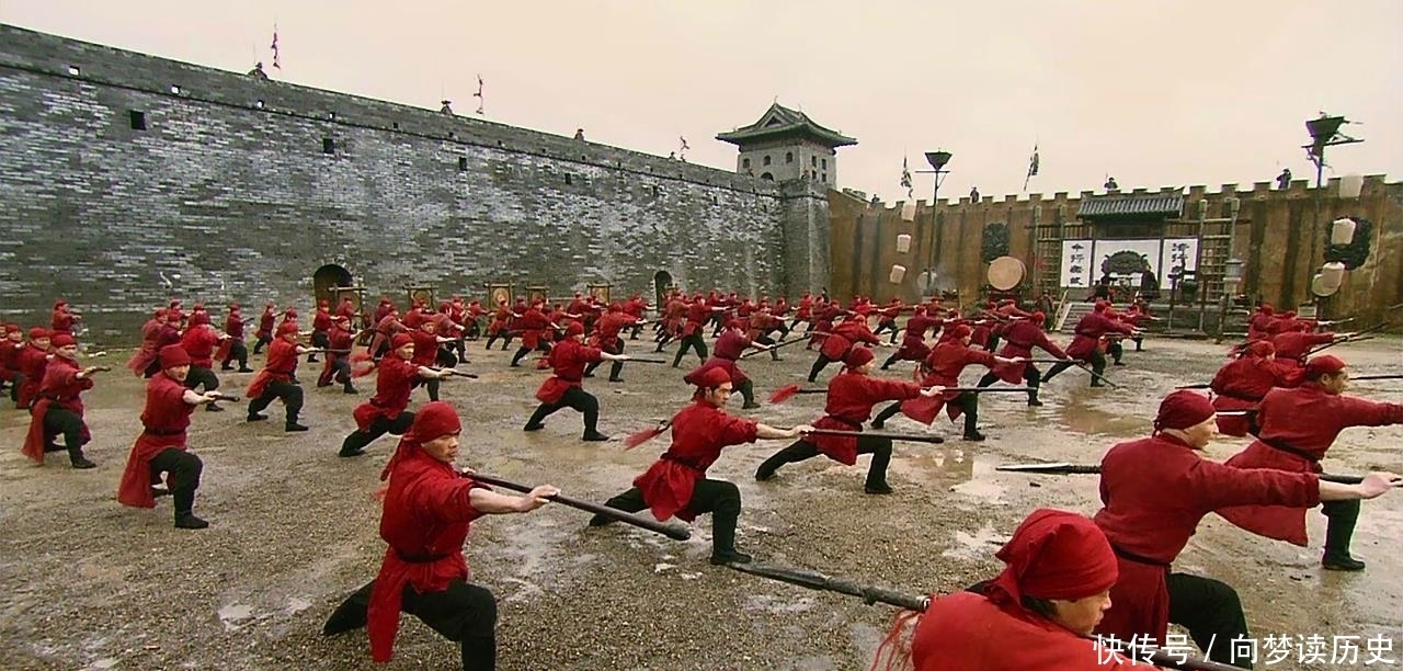 太尉府|水浒传:林冲误入白虎堂的四大疑点,林冲的致命错误,毁所有