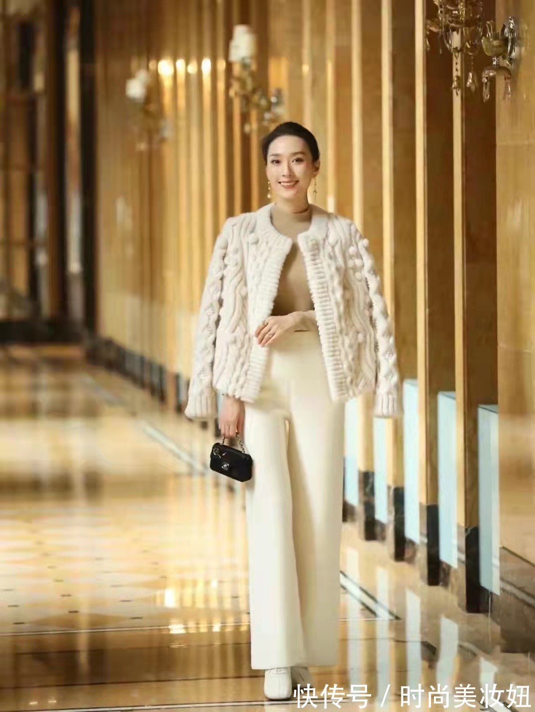 孟晚舟|这是我见过最“显贵”的冬季穿搭,不冻腿还很洋气,真高级