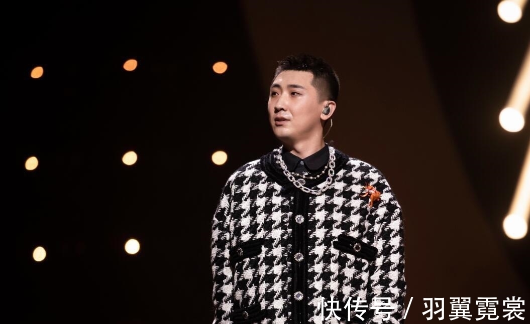 《追光吧》4大黑馬浮出水面,2人靠兄弟撐腰,2人靠節目組力捧