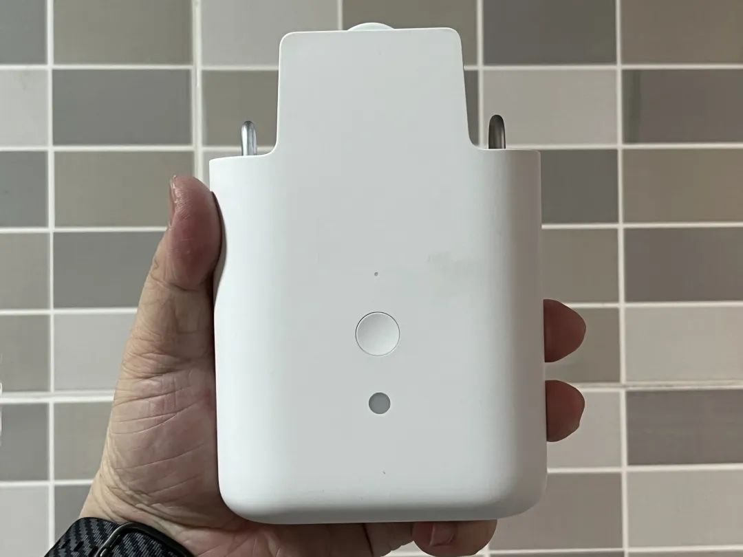 窗帘|小米又有新玩意：不动手就开合窗帘，体验究竟如何？