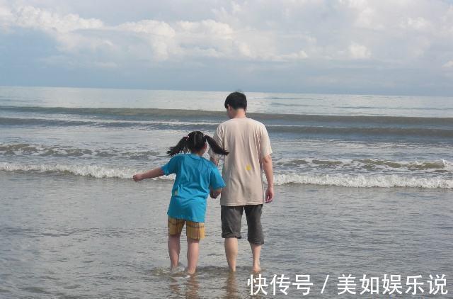 老爸|“我怀孕了”,女儿给亲爹发短信,老爸的回复让网友笑翻:亲生的