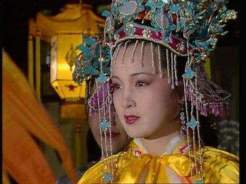 邢夫人|元春省亲的背后真相，贾蓉吐槽最真实，元春害了整个家族