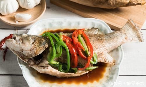 才知道,吃這魚最補腦,高考生可常吃,簡單一蒸,營養(yǎng)又美味