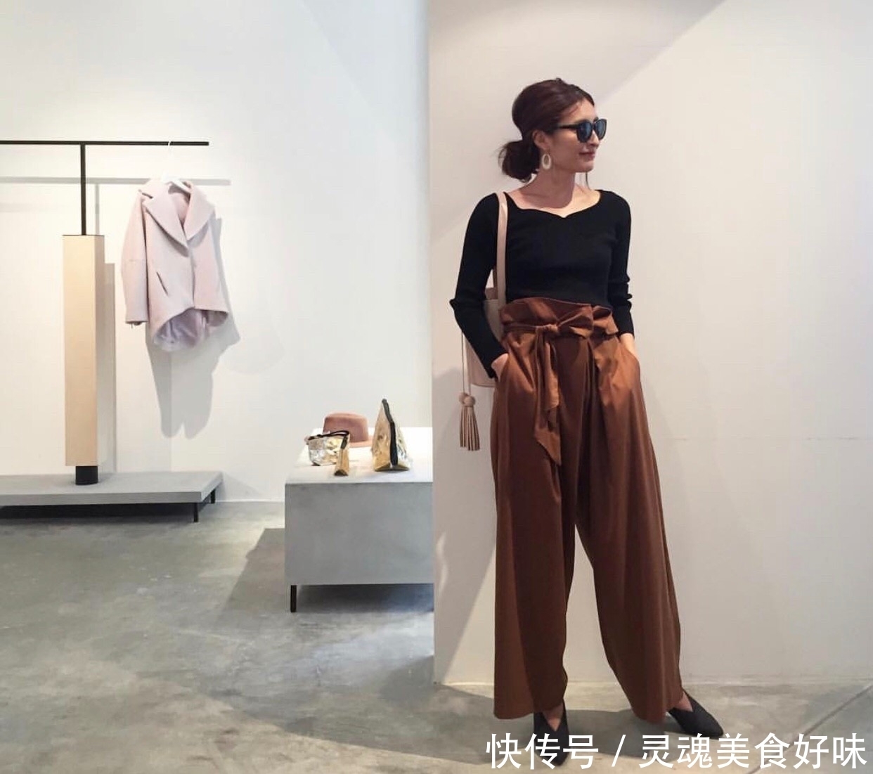开春时髦精都在穿什么裤子？18套精致时髦搭配告诉你！