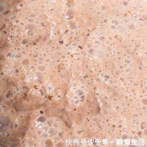 酵母粉|酵母粉，泡打粉，小苏打之间的区别的具体用法，用法各不同，别再用错了