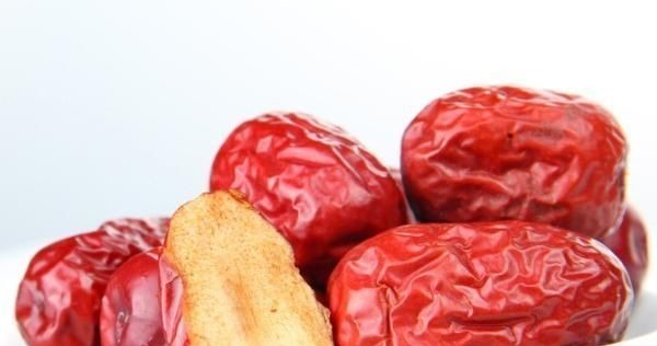 龙眼|睡眠再不好,那就试试这几种食物,助你轻松入睡!