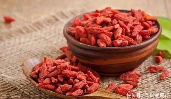 养生|枸杞和它一起吃伤肝,搭4样养肝又养肾!真正懂养生的人才知道