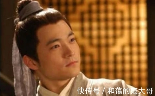 顶梁柱&俗语“男怕三点头,女怕阔步走”三点头是什么意思?早懂少吃亏