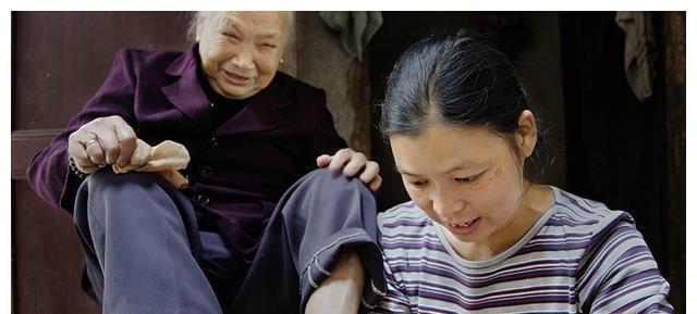 孩子|多子女的家庭中,排行第几的孩子最为孝顺?猜十个中九个