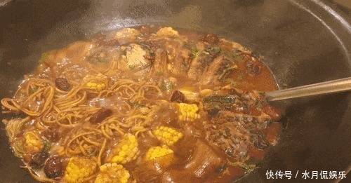 杀猪菜|东北撑场面的5道硬菜,分量足还好吃,在外地人看来像“剩菜”