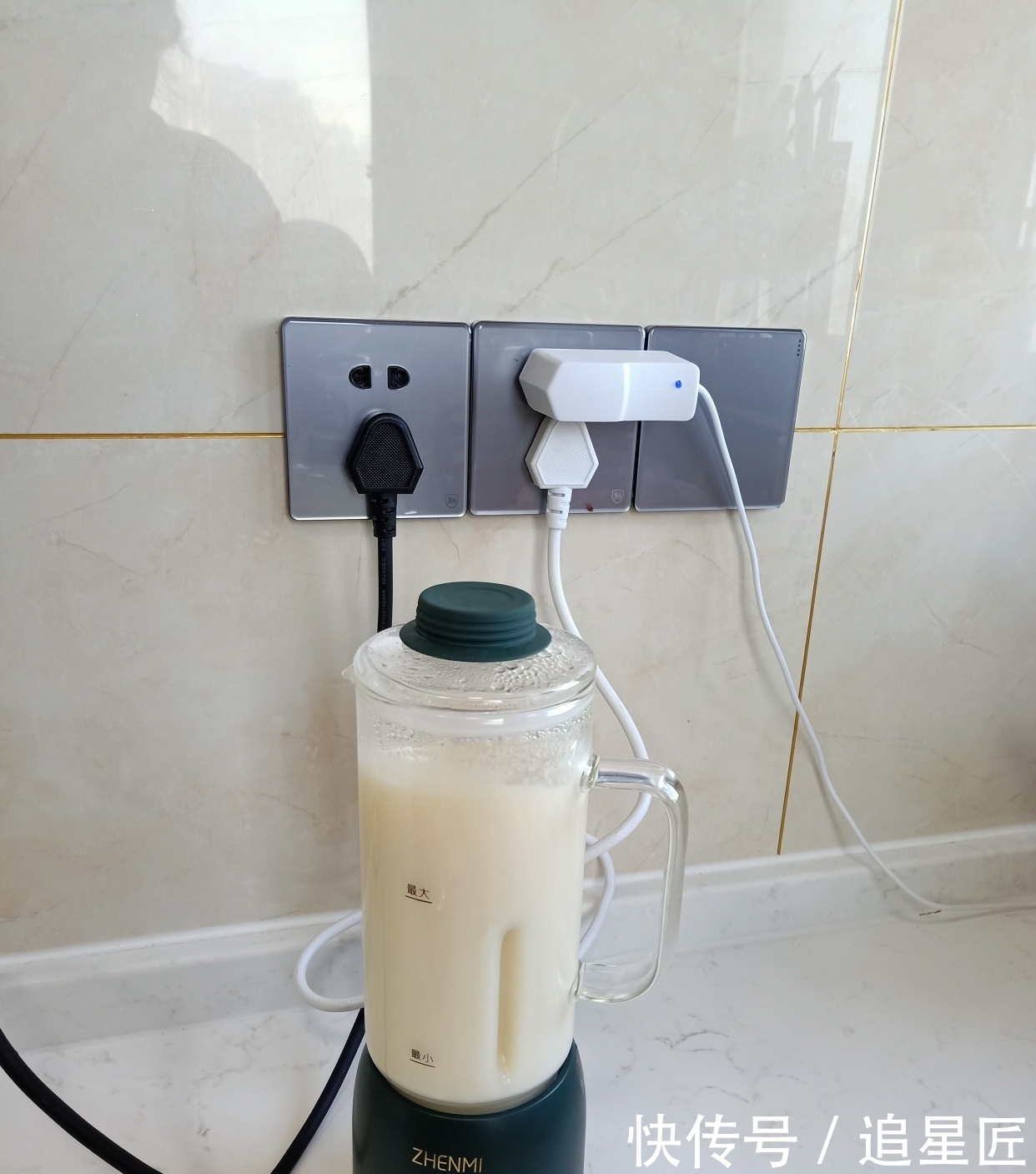 老两口的浪漫早餐,吃得舒服又省事儿,网友:有仪式感的生活