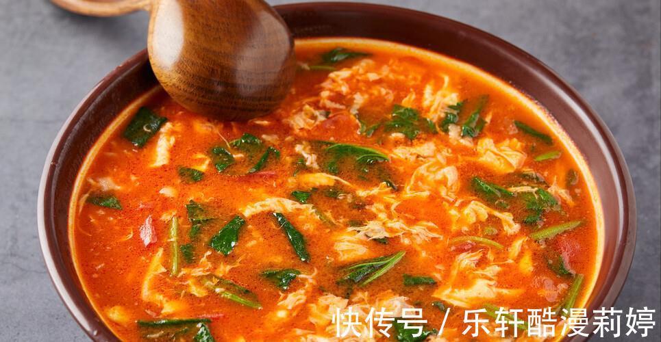 西红柿|三伏天没胃口,多给家人喝这汤,3块钱做一大锅,清爽开胃不油腻
