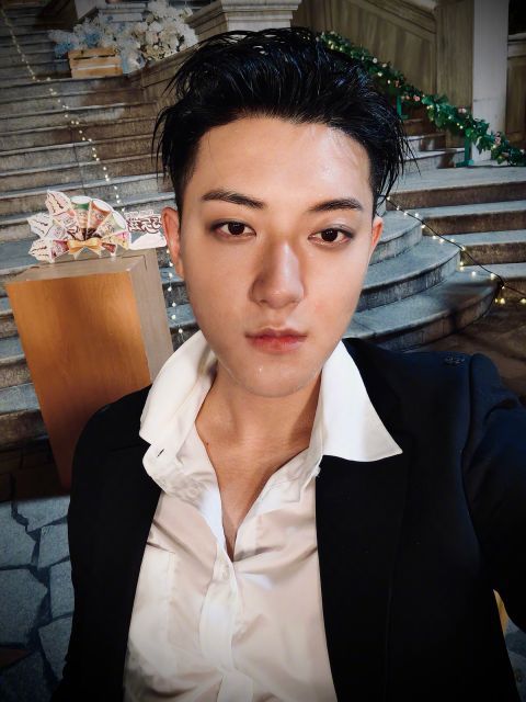 黄子韬|肖若腾摘银牌，李小鹏4位师兄为其打抱不平，连黄子韬都看不下去