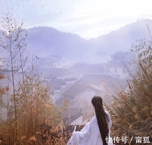 秋浦歌@陶弘景的一首好诗,采用夸张手法,很少有人读过,值得收藏和欣赏