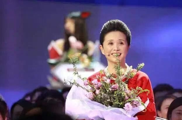 黄菡离开《非诚勿扰》时，那只有9句话的演讲，却影响了无数人